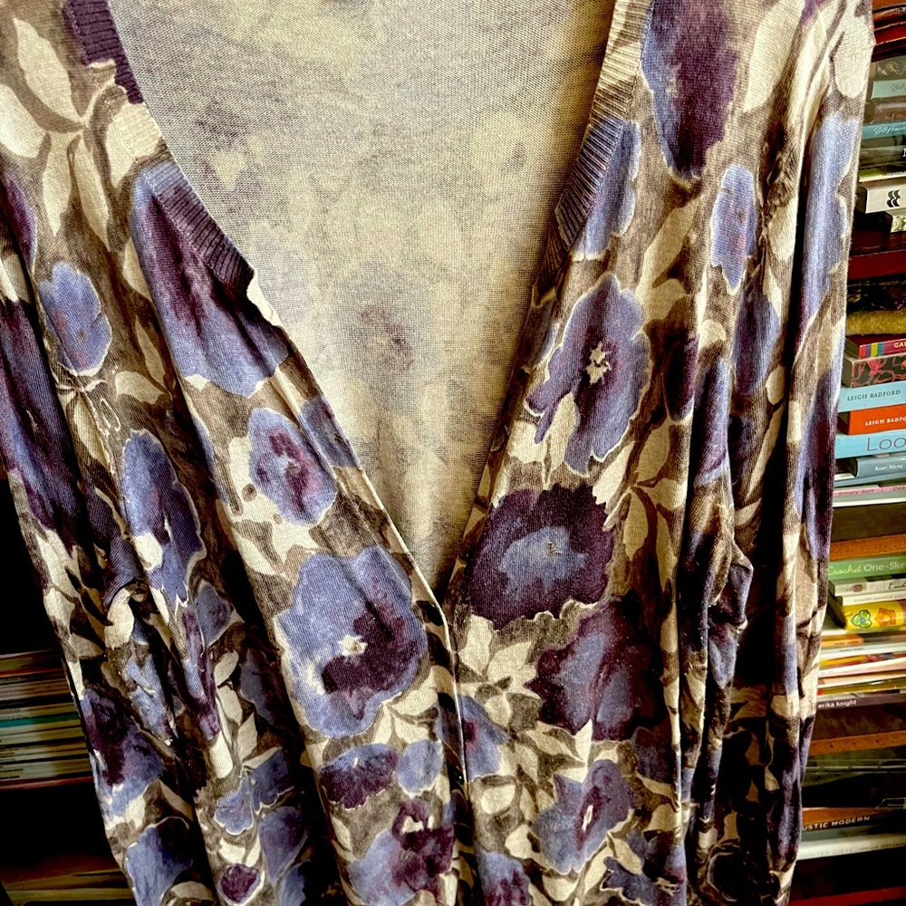 J.Jill Floral cardigan. Shades of purple and taupe. Size L, V neck, 5 buttons.
